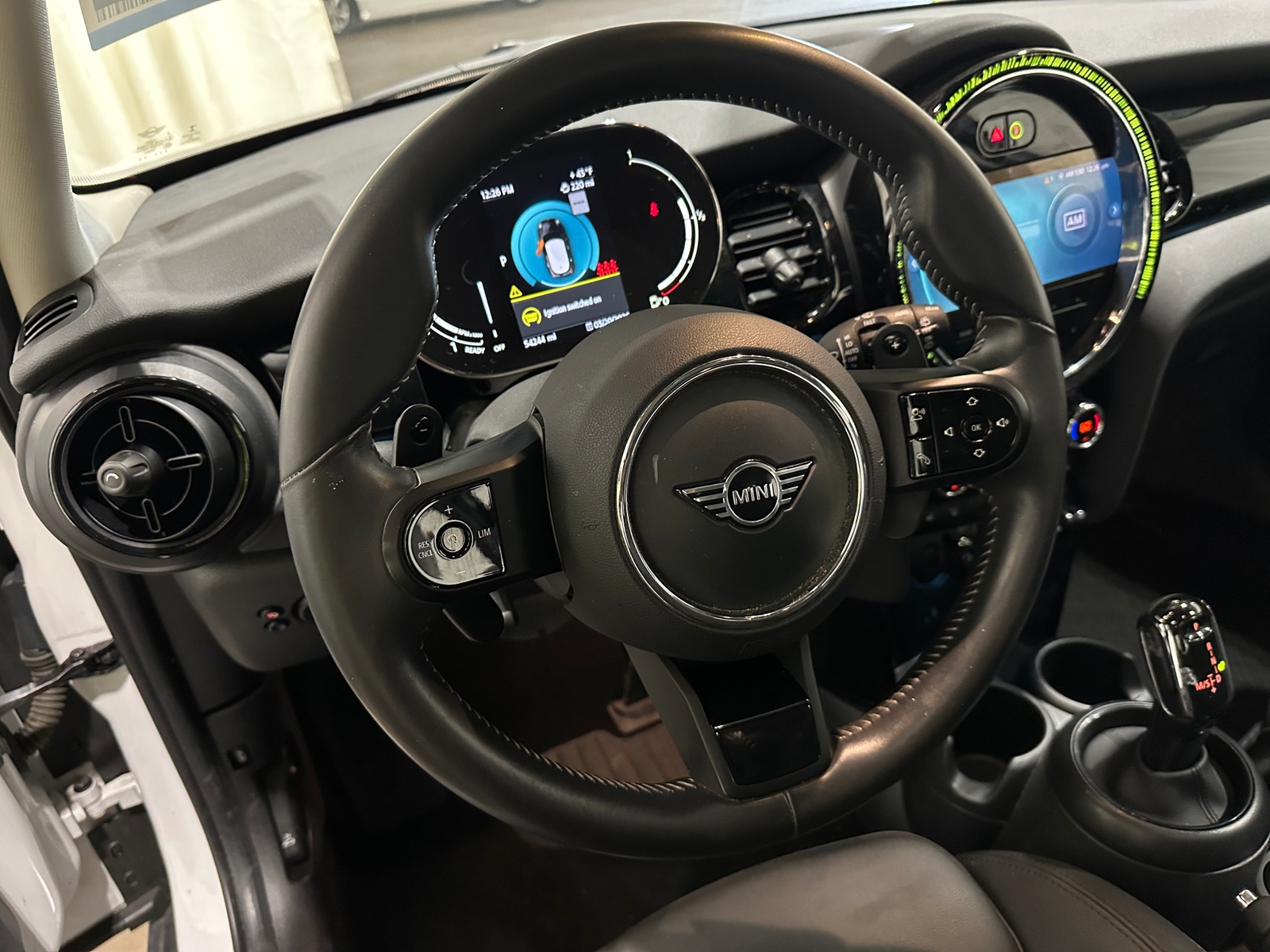 Thumbnail: 2023 MINI Cooper Hardtop - 4