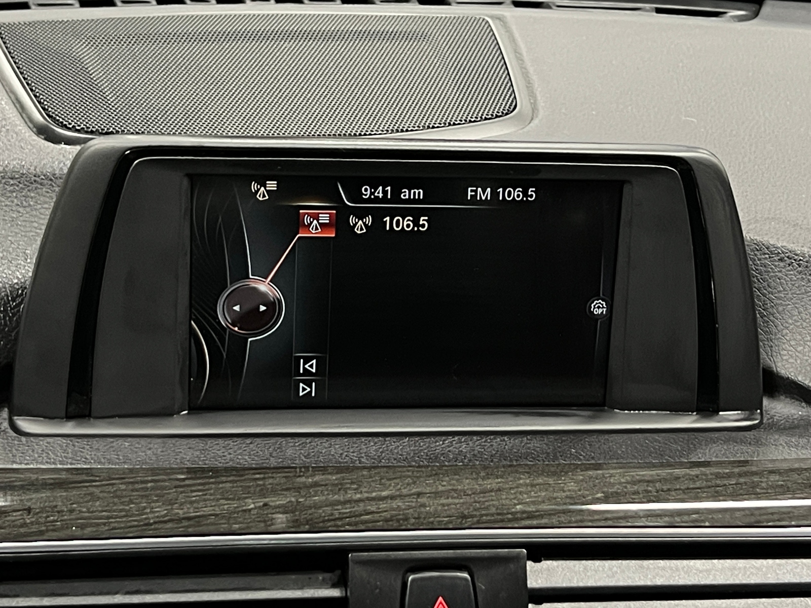 Thumbnail: 2017 BMW 3 Series - 3