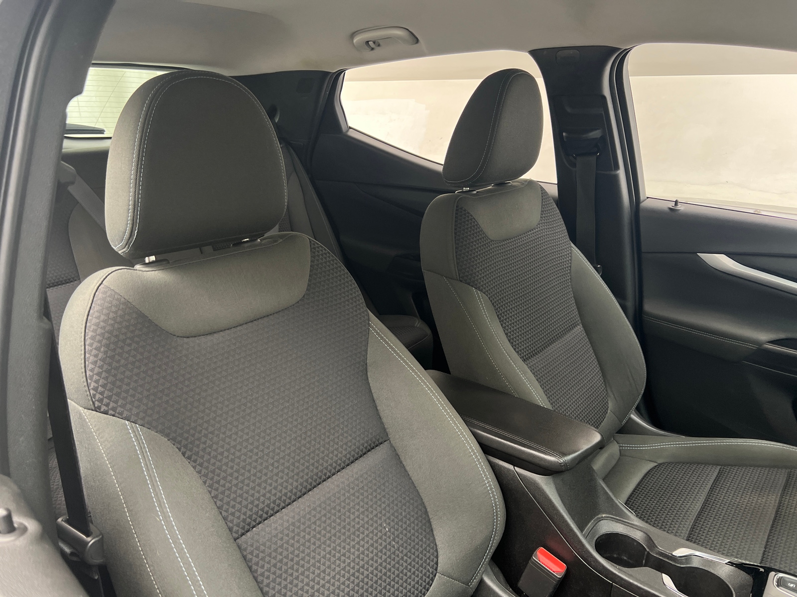 Thumbnail: 2023 Chevrolet Bolt EUV - 2