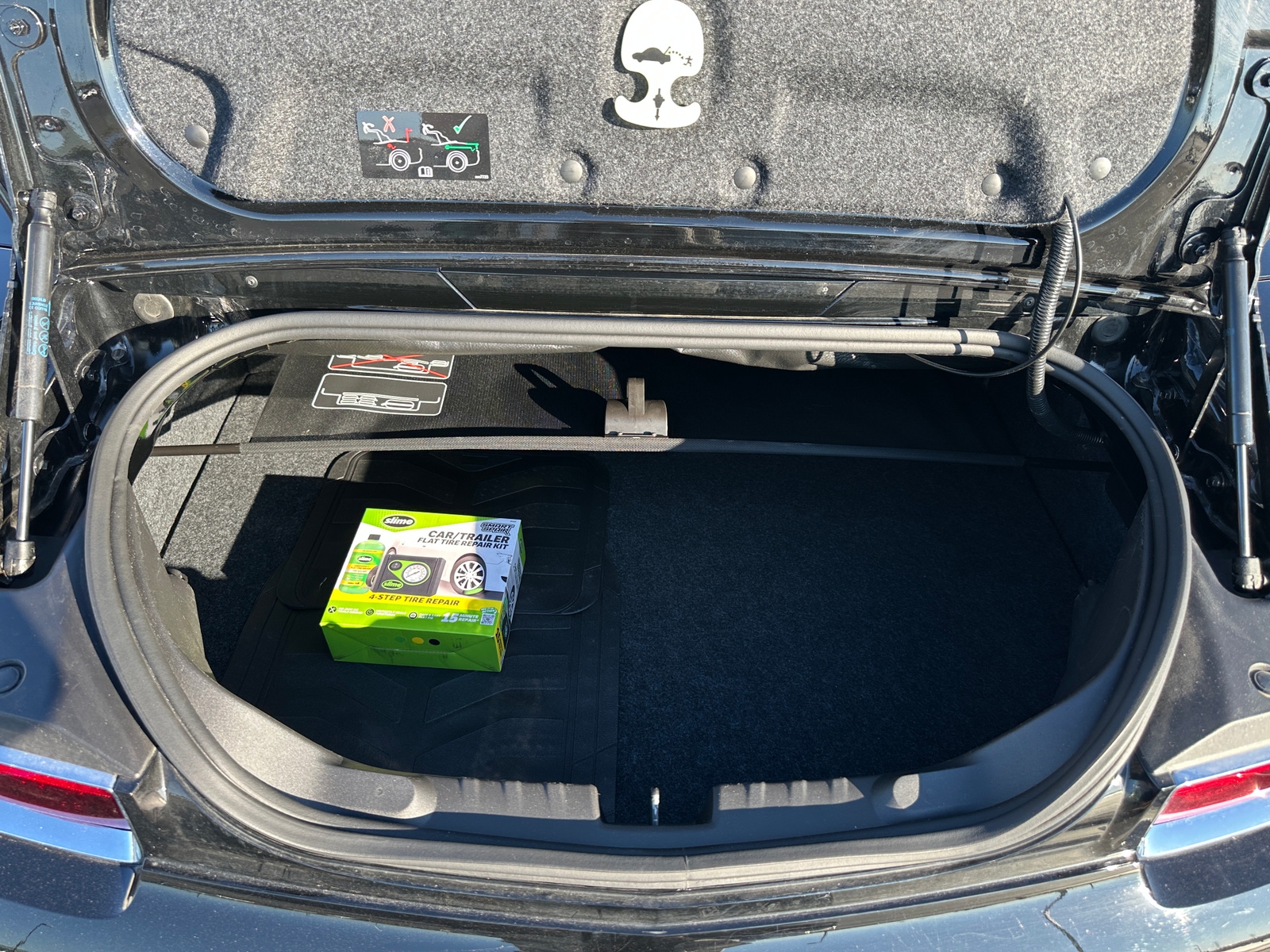 Thumbnail: 2011 Chevrolet Camaro - 6