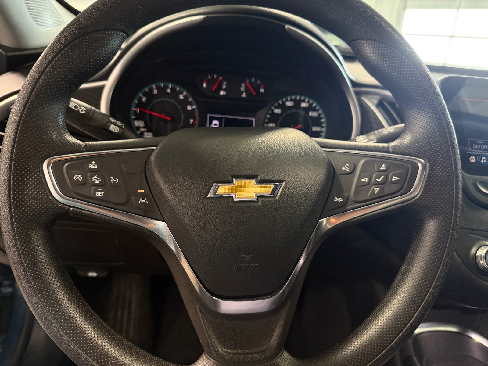 Thumbnail: 2024 Chevrolet Malibu - 5