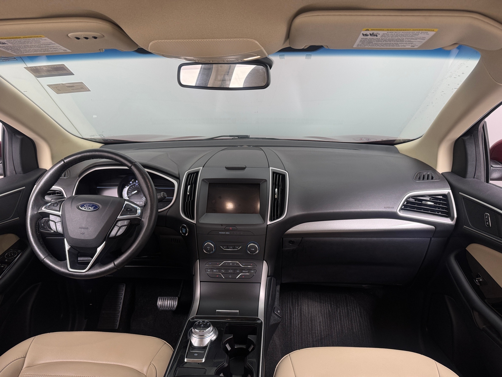 Thumbnail: 2019 Ford Edge - 3