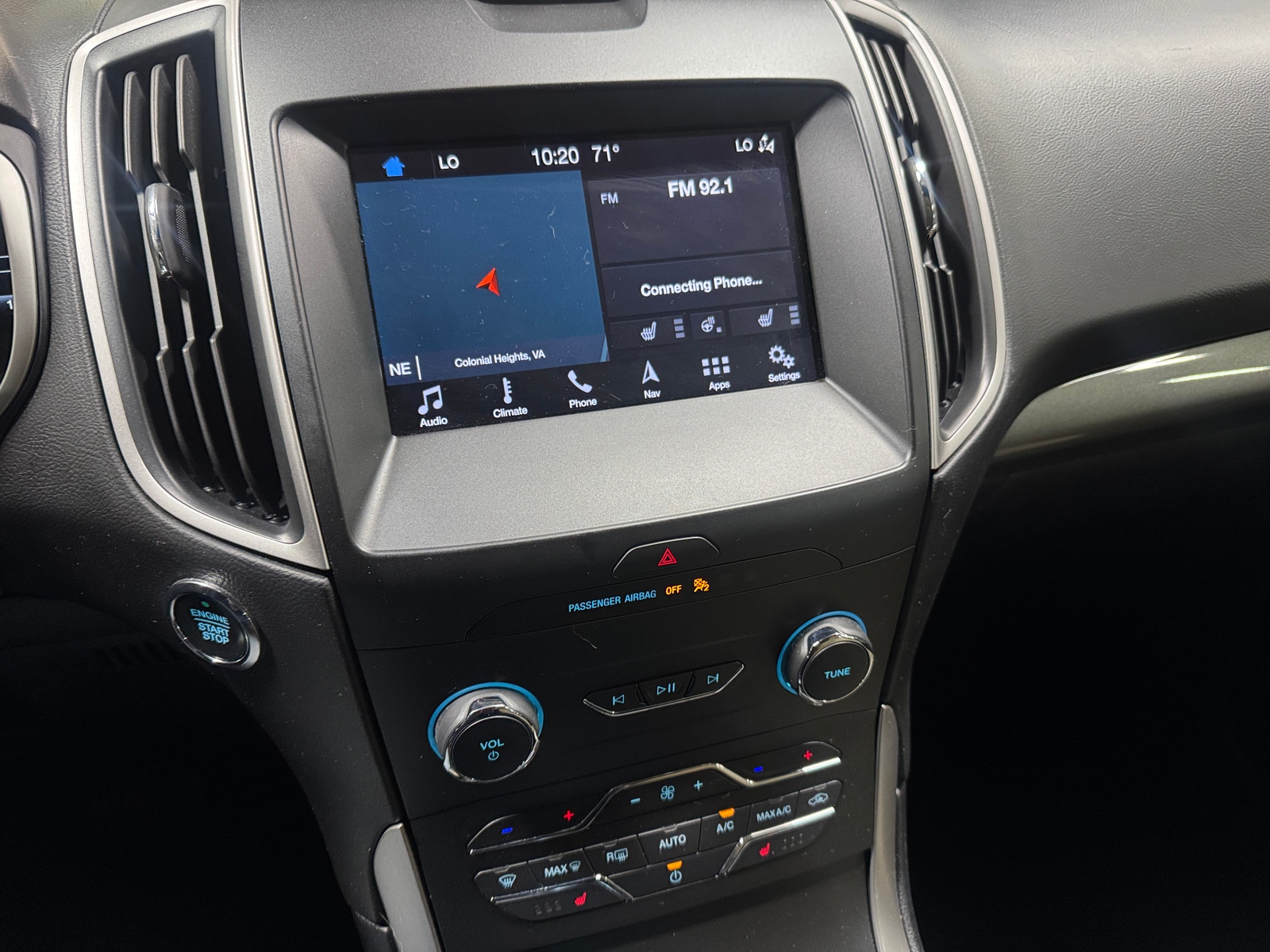 Thumbnail: 2019 Ford Edge - 4