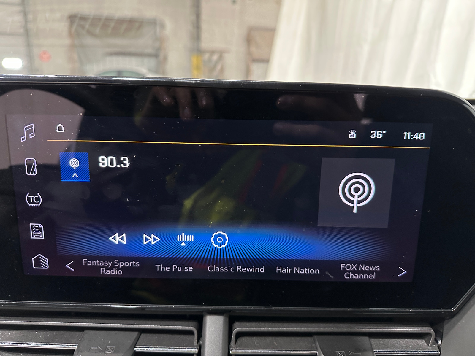 Thumbnail: 2025 Chevrolet Trax - 4