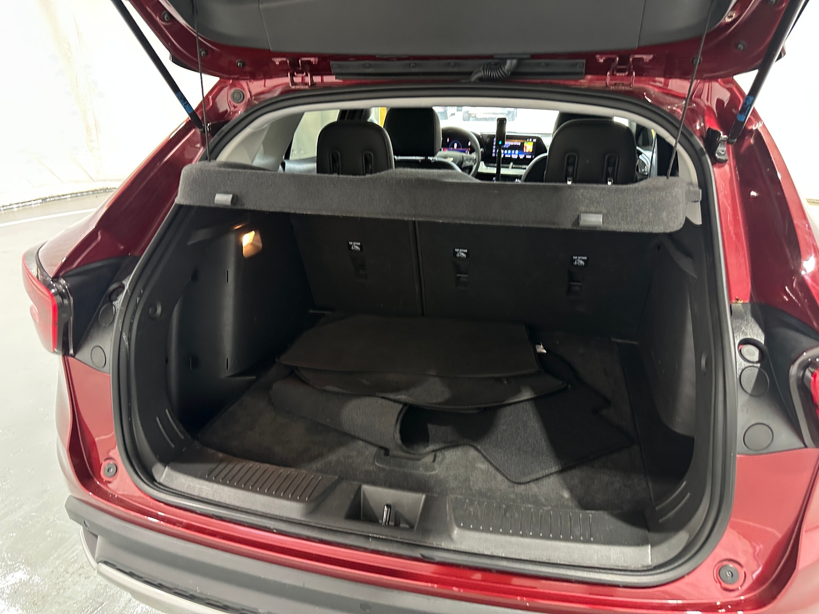 Thumbnail: 2025 Chevrolet Trax - 7