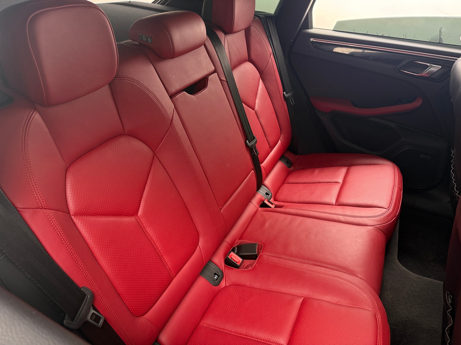 Thumbnail: 2018 Porsche Macan - 5