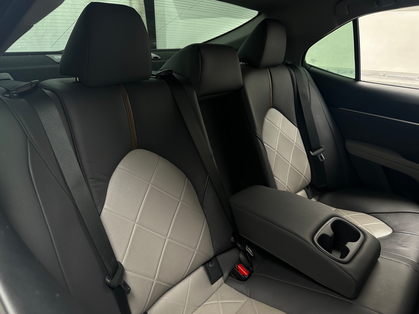 Thumbnail: 2018 Toyota Camry - 6