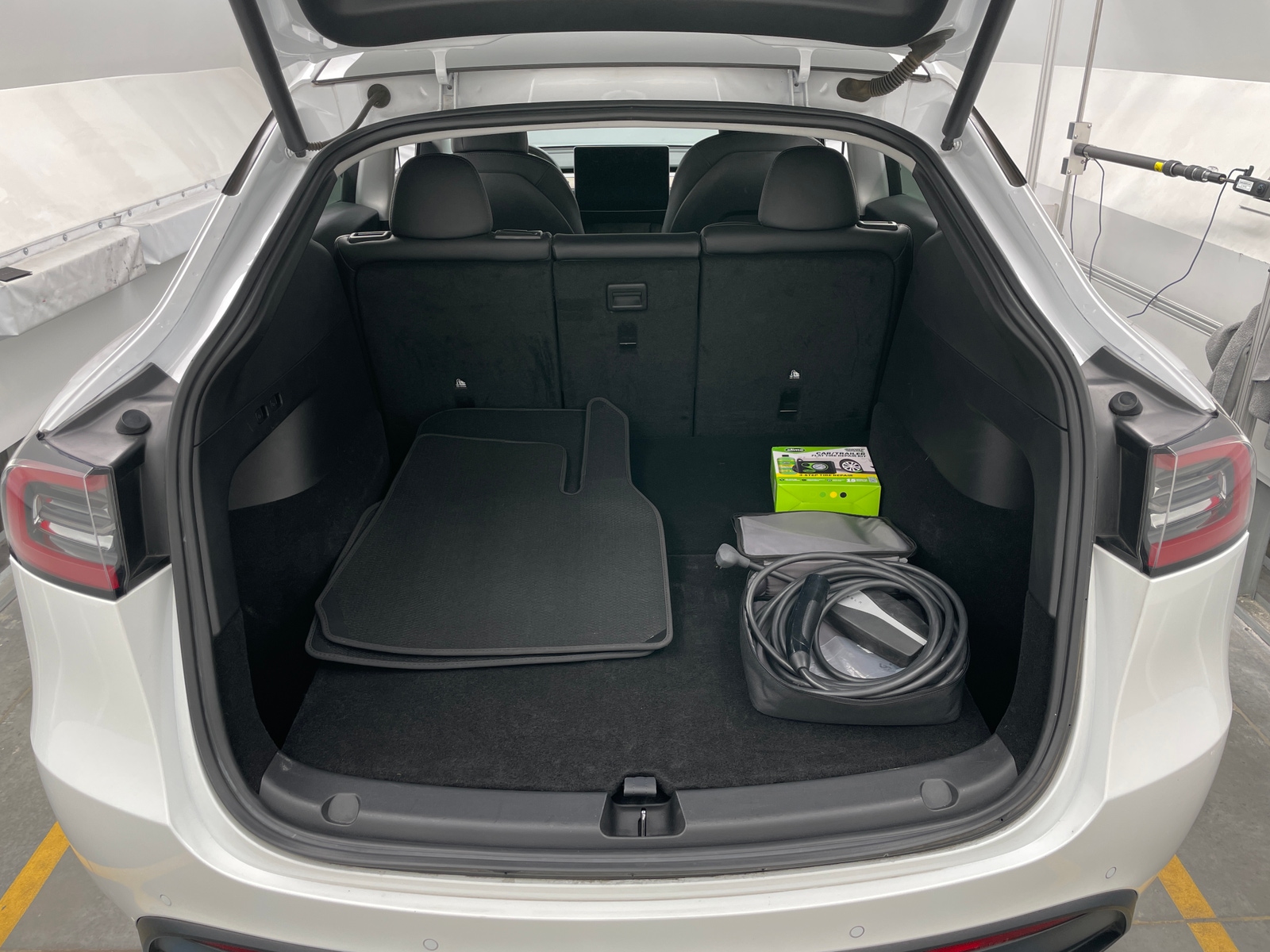 Thumbnail: 2022 Tesla Model Y - 6