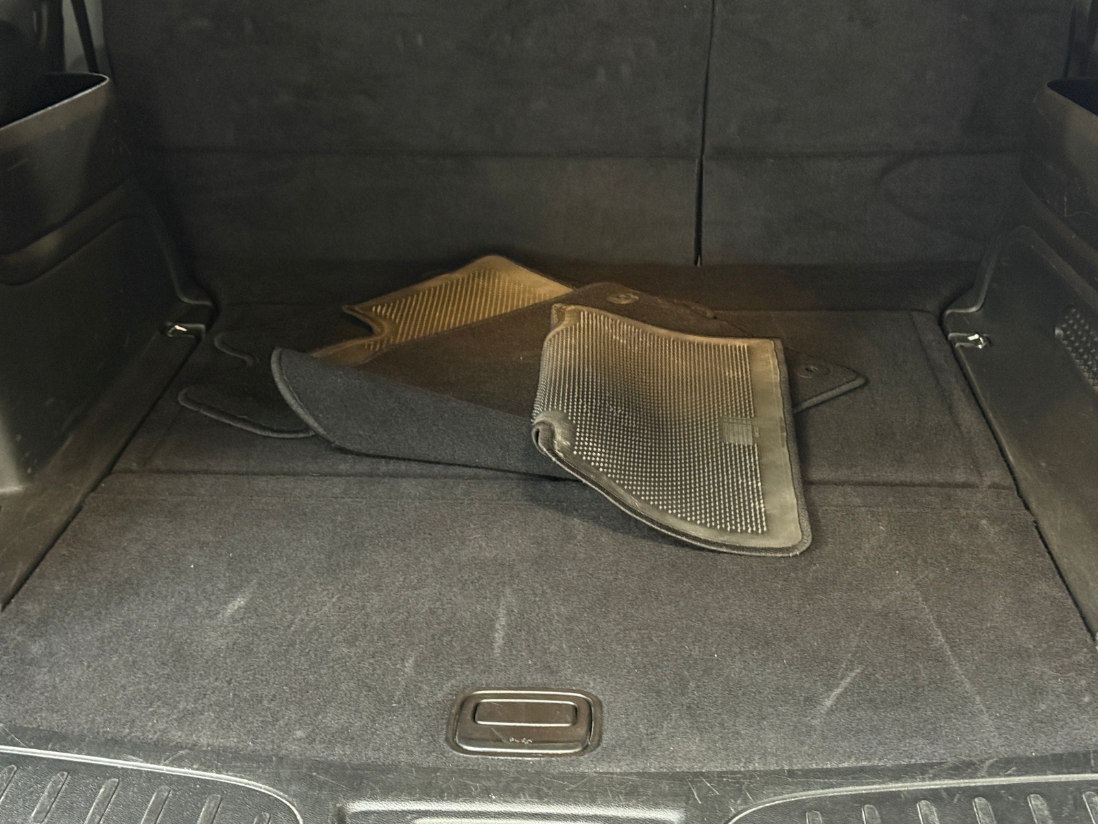 Thumbnail: 2023 Dodge Durango - 7