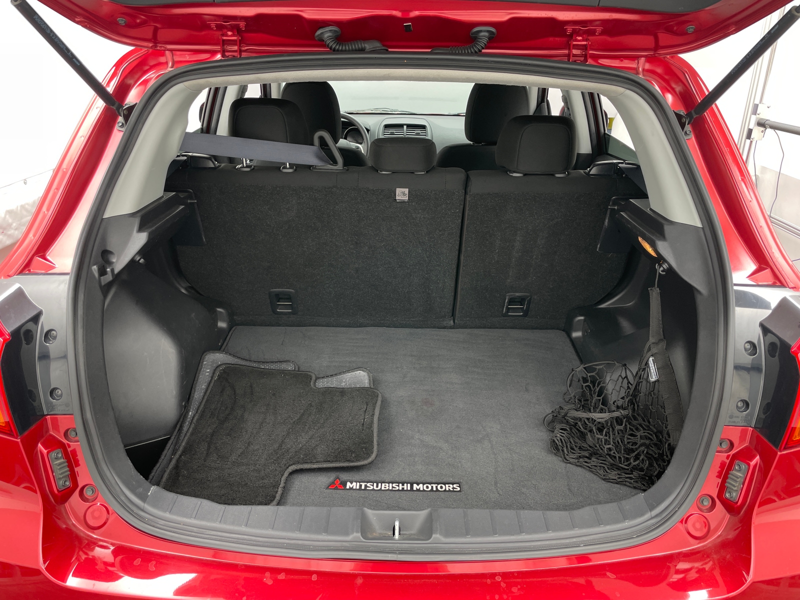 Thumbnail: 2019 Mitsubishi Outlander Sport - 7