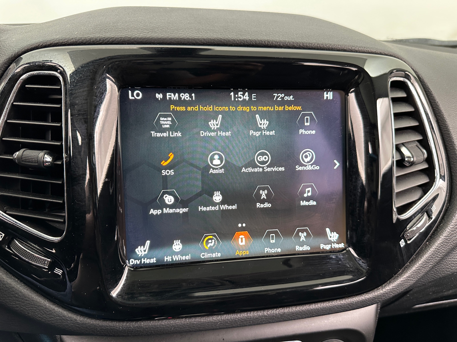 Thumbnail: 2018 Jeep Compass - 3