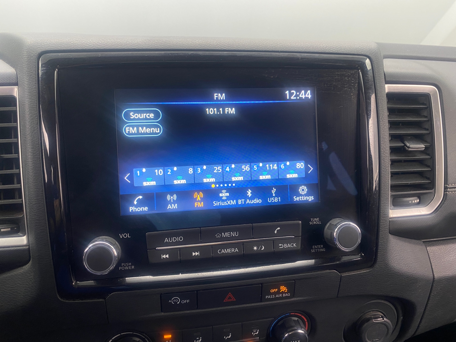 Thumbnail: 2023 Nissan Frontier - 4