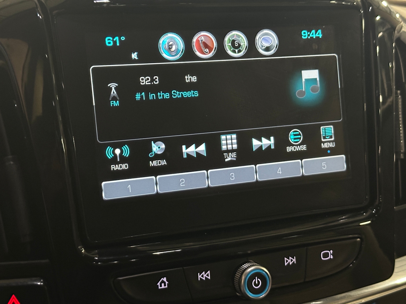 Thumbnail: 2018 Chevrolet Traverse - 4