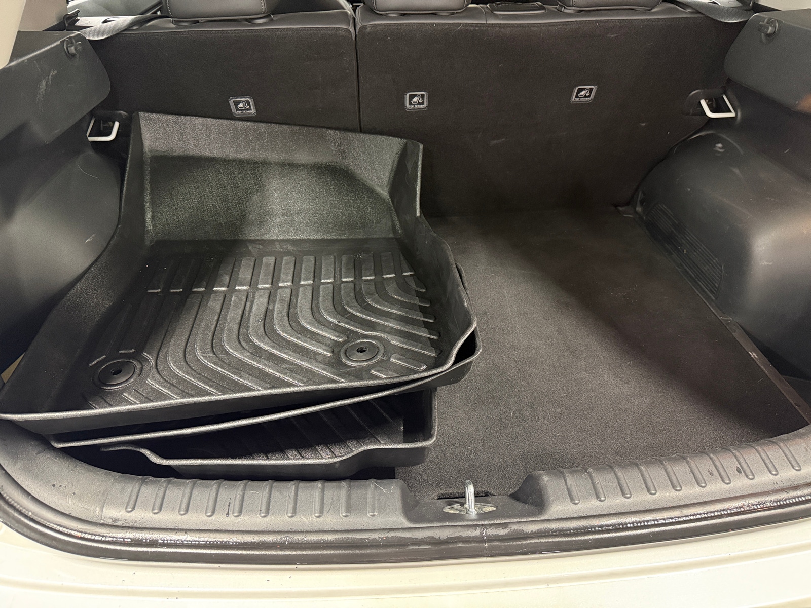 Thumbnail: 2023 Kia Niro - 7