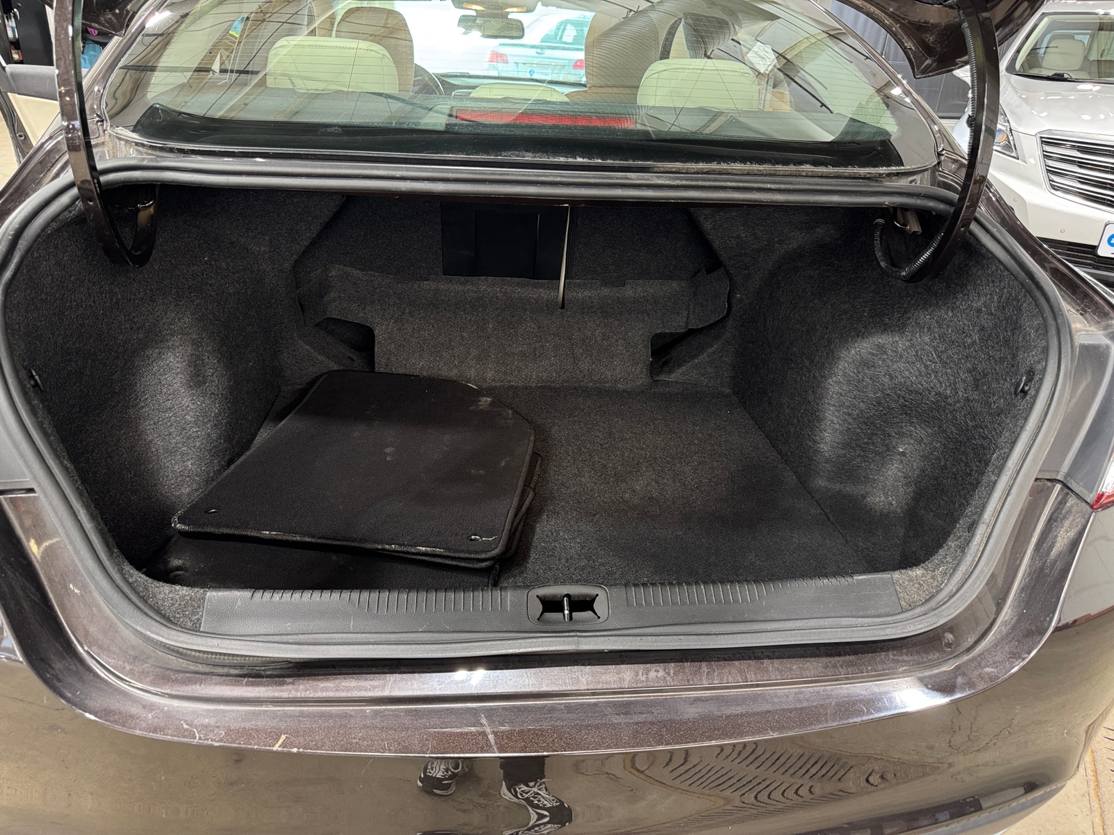 Thumbnail: 2015 Chrysler 200 - 6