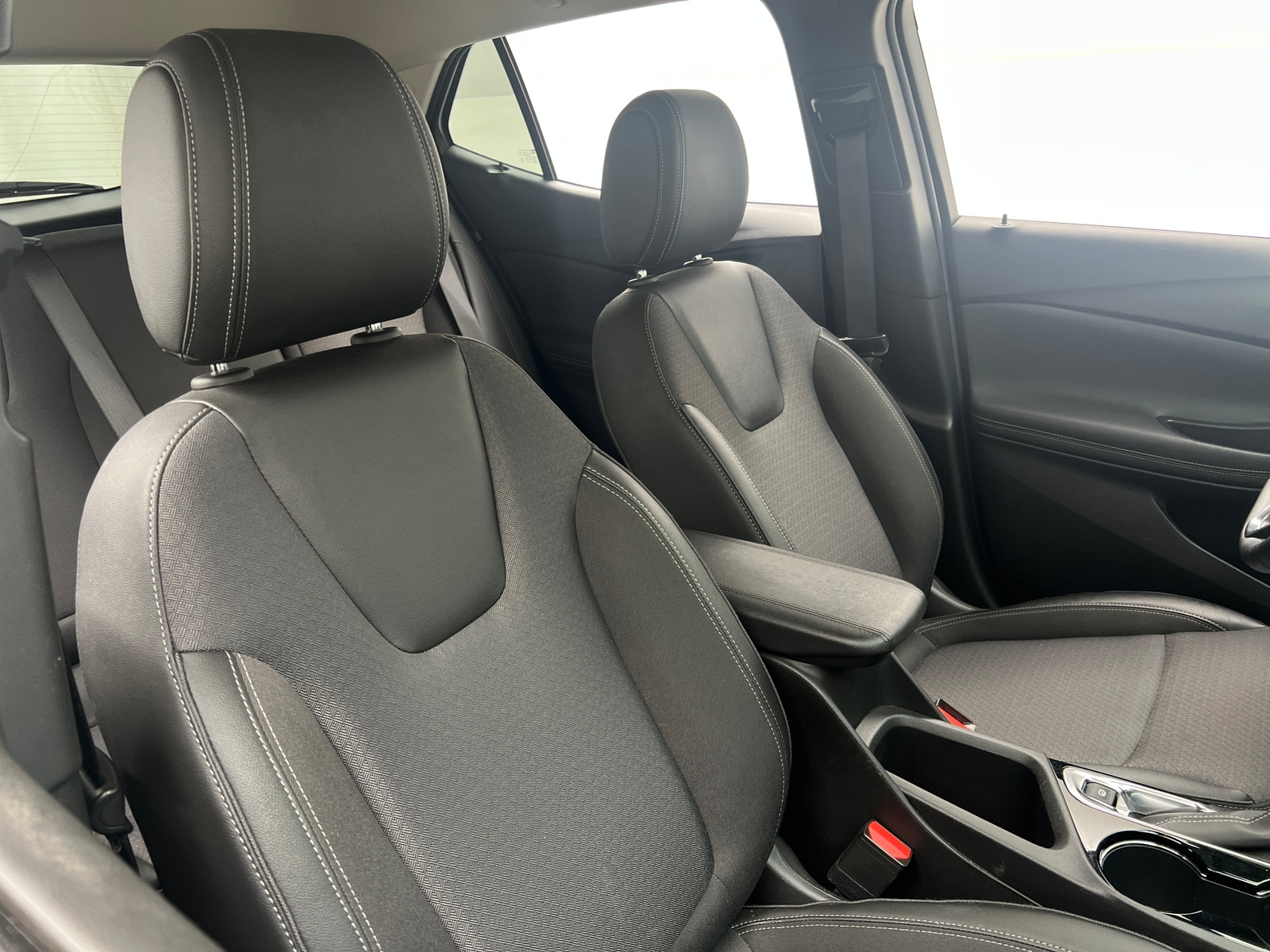 Thumbnail: 2025 Buick Encore GX - 2