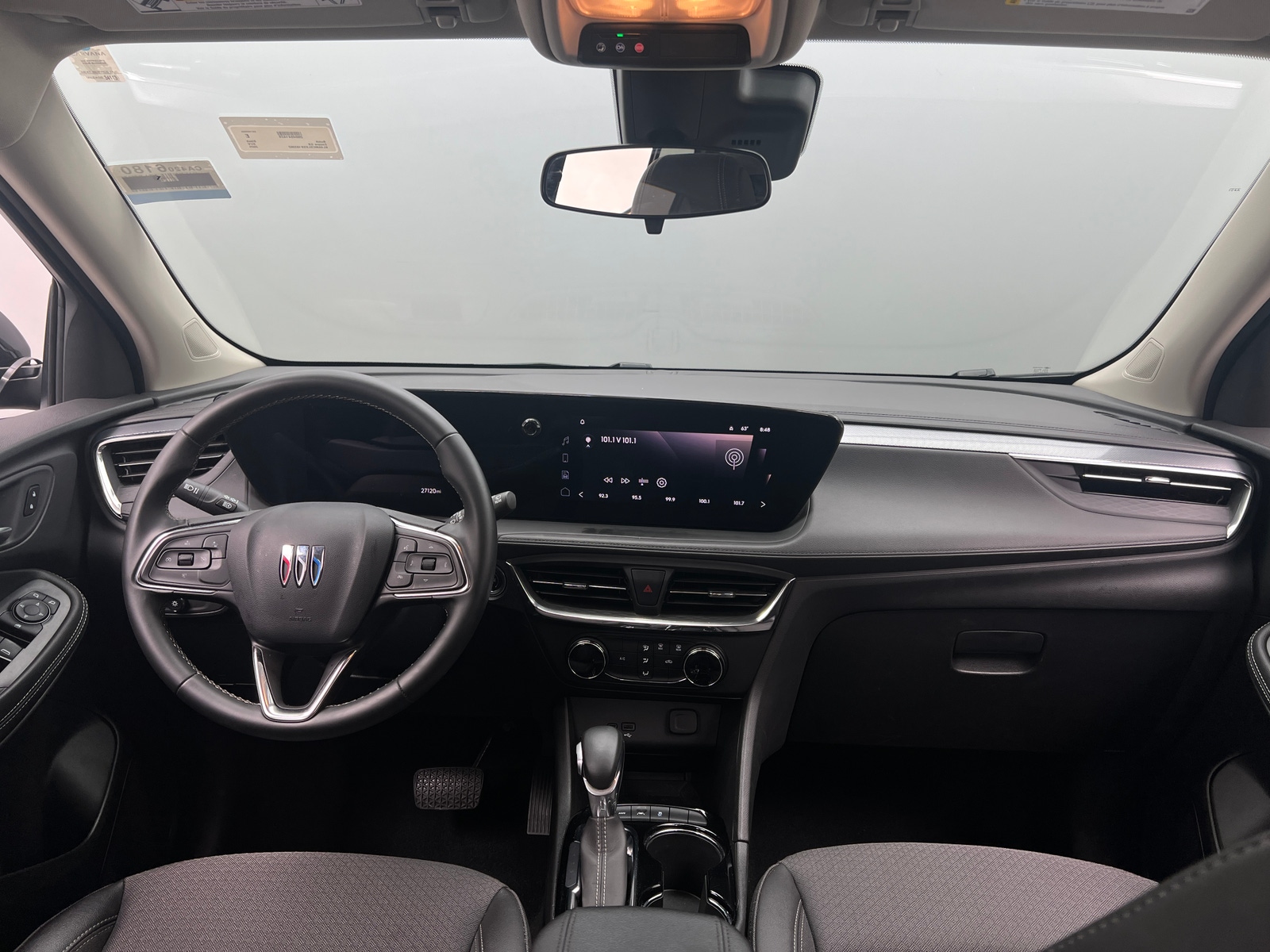 Thumbnail: 2025 Buick Encore GX - 3