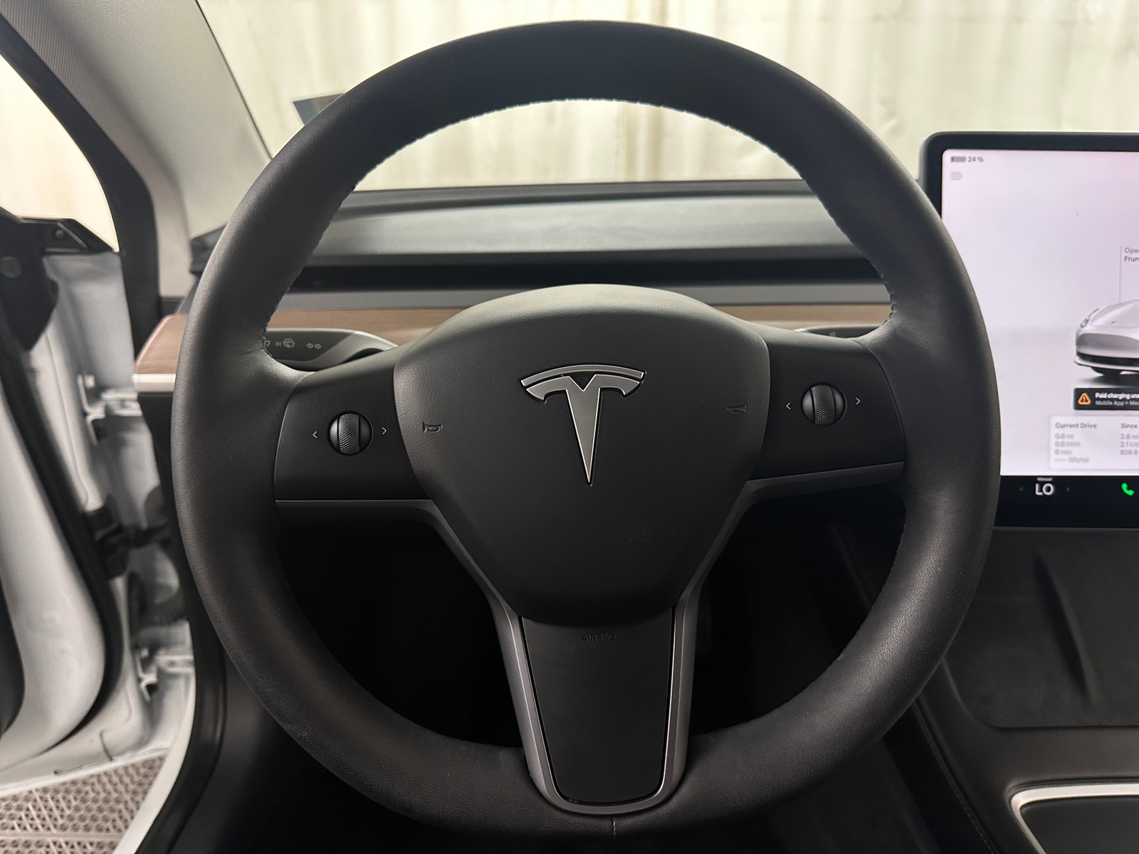 Thumbnail: 2023 Tesla Model 3 - 4