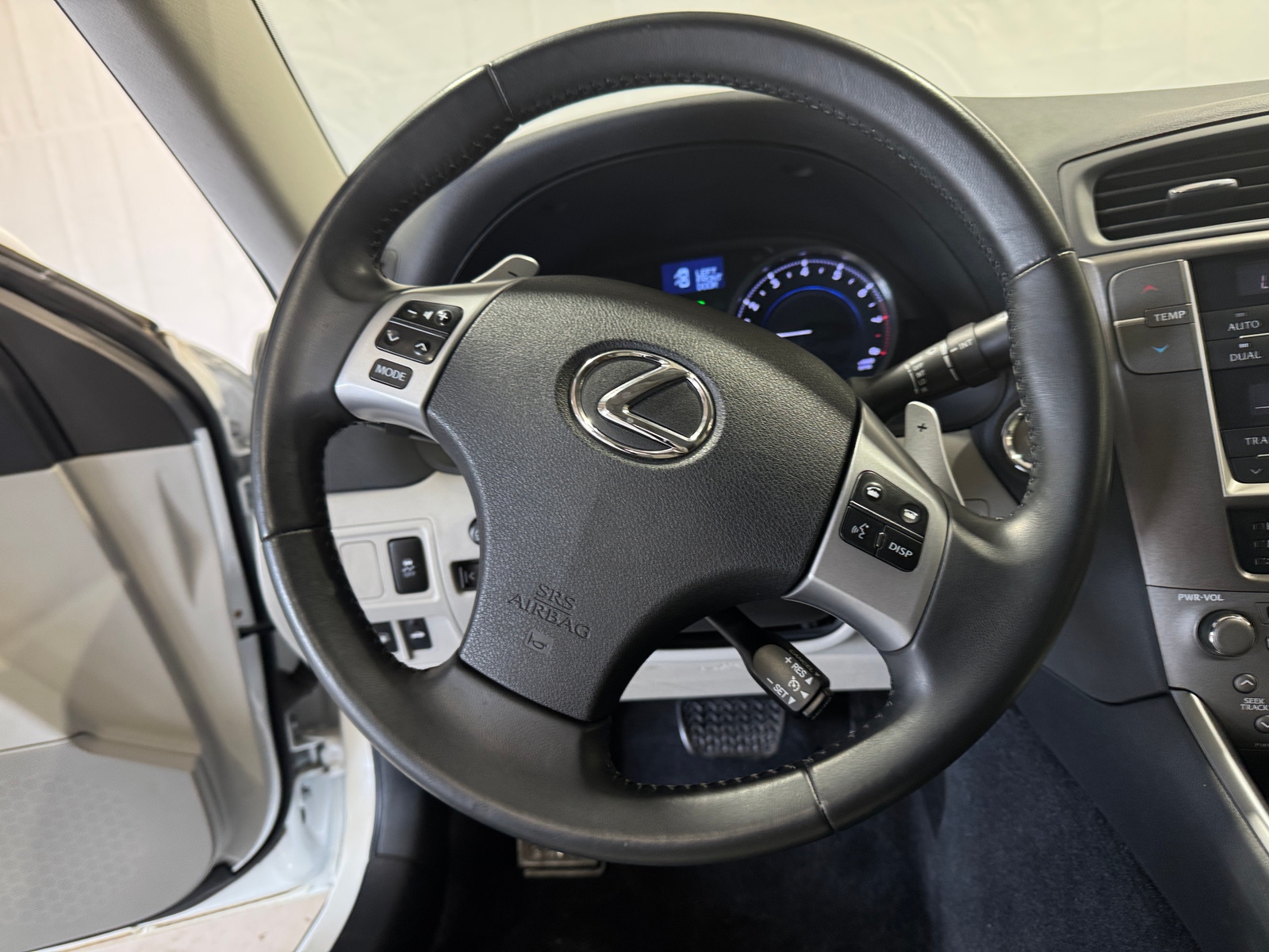 Thumbnail: 2013 Lexus IS - 4