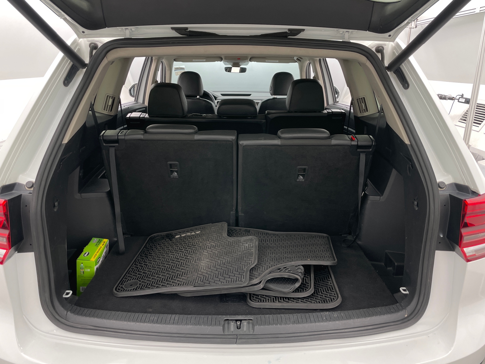 Thumbnail: 2019 Volkswagen Atlas - 6