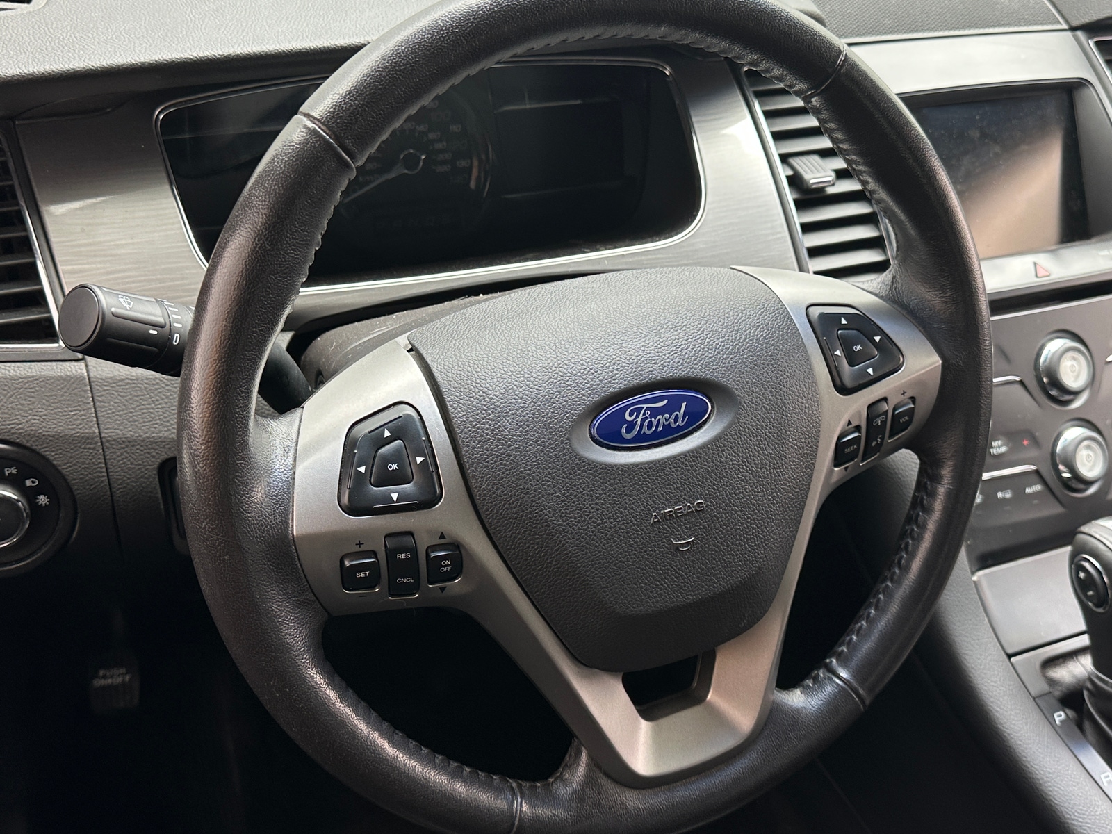 Thumbnail: 2015 Ford Taurus - 4