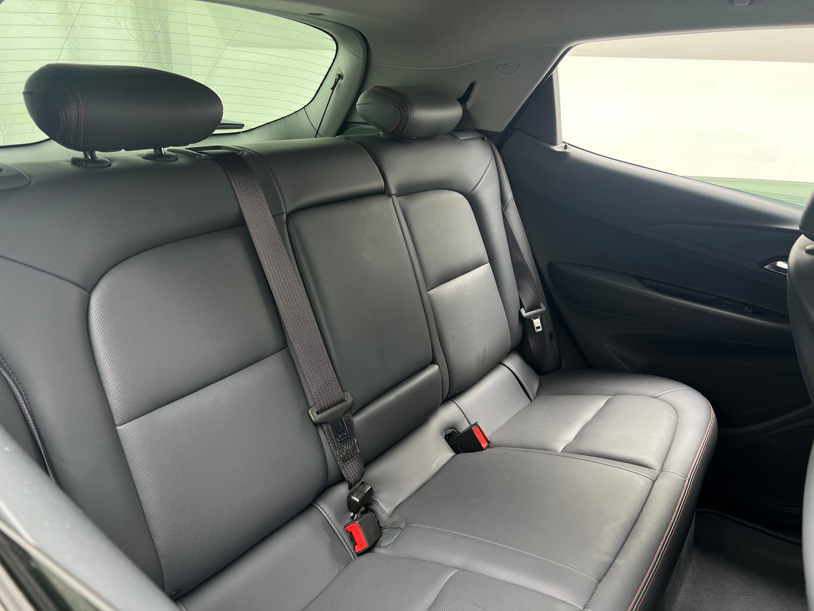 Thumbnail: 2017 Chevrolet Bolt EV - 5