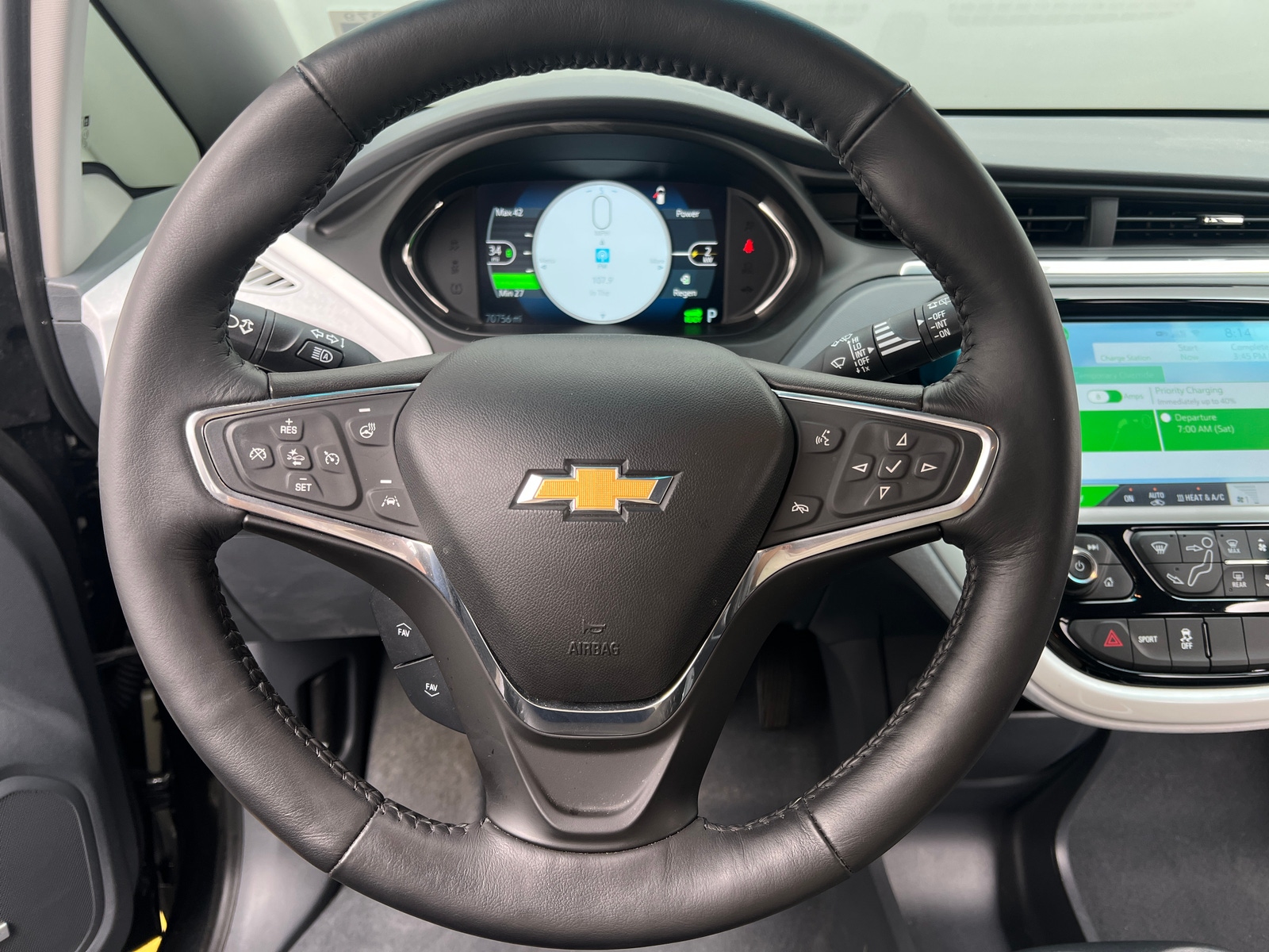 Thumbnail: 2017 Chevrolet Bolt EV - 4