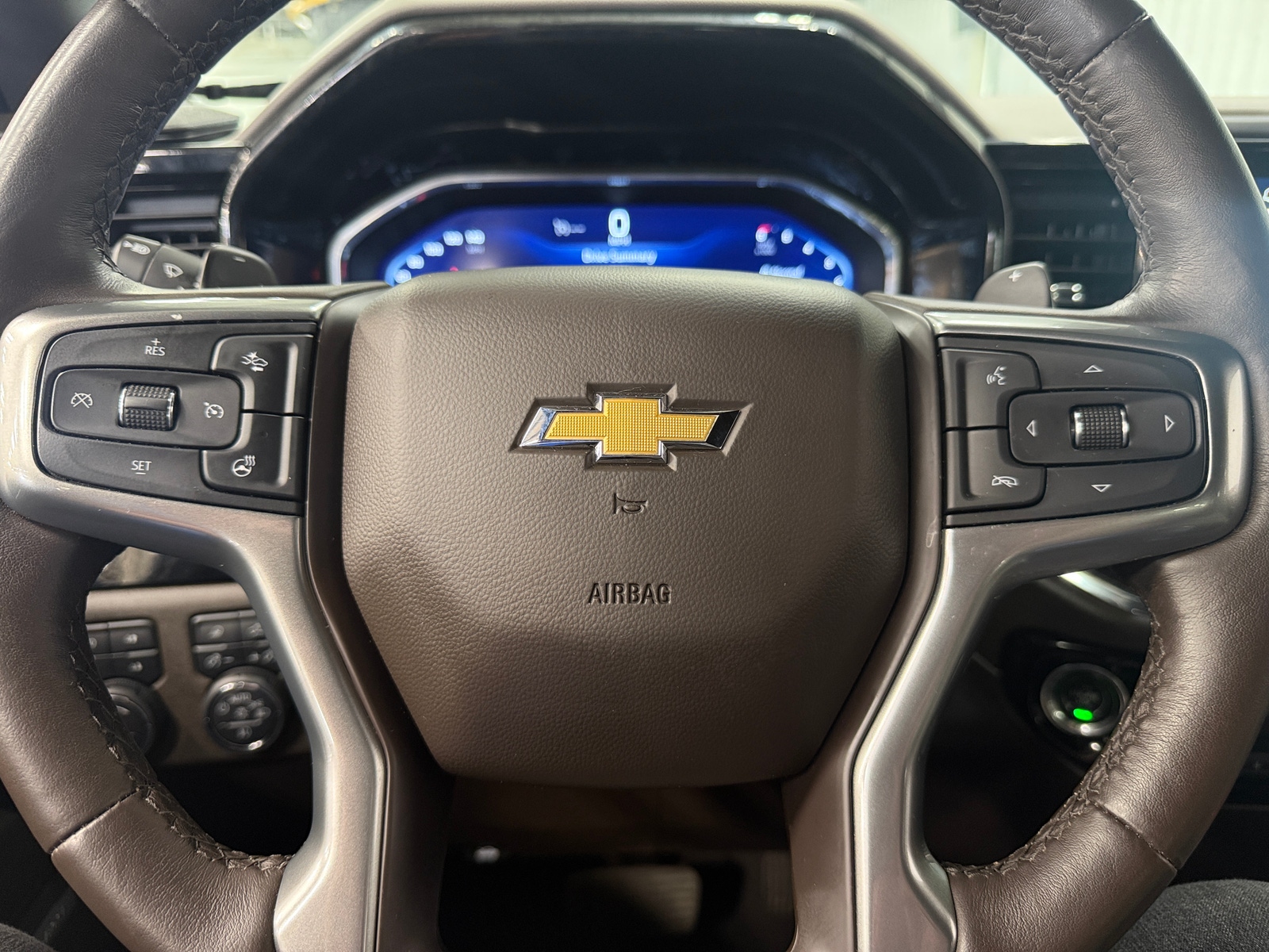 Thumbnail: 2023 Chevrolet Silverado 1500 - 4