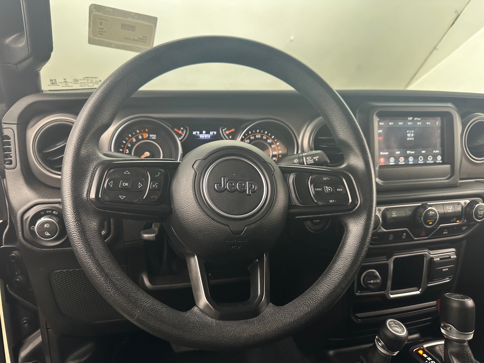 Thumbnail: 2022 Jeep Gladiator - 5