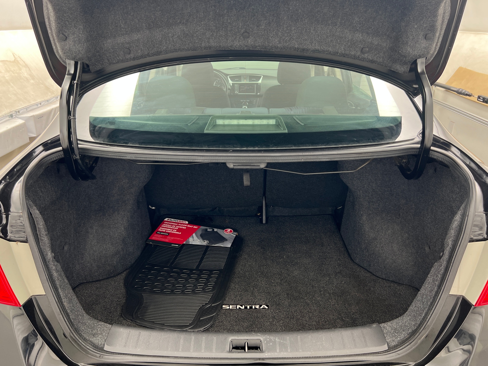 Thumbnail: 2019 Nissan Sentra - 7