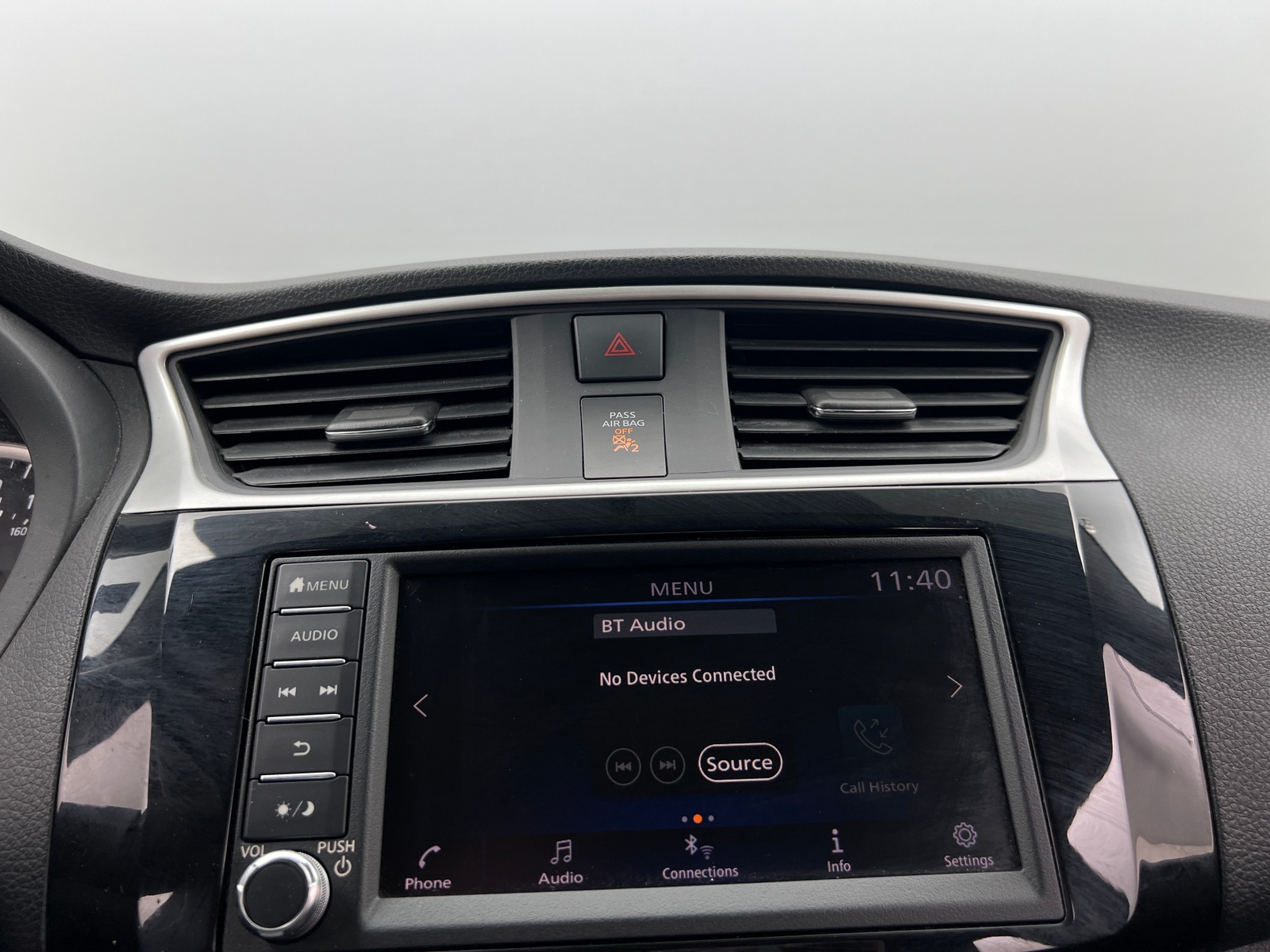 Thumbnail: 2019 Nissan Sentra - 4