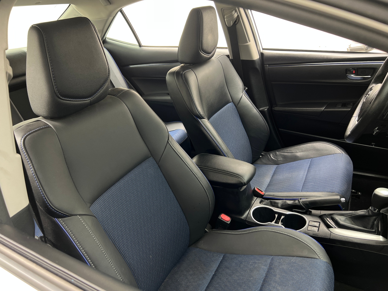 Thumbnail: 2018 Toyota Corolla - 2