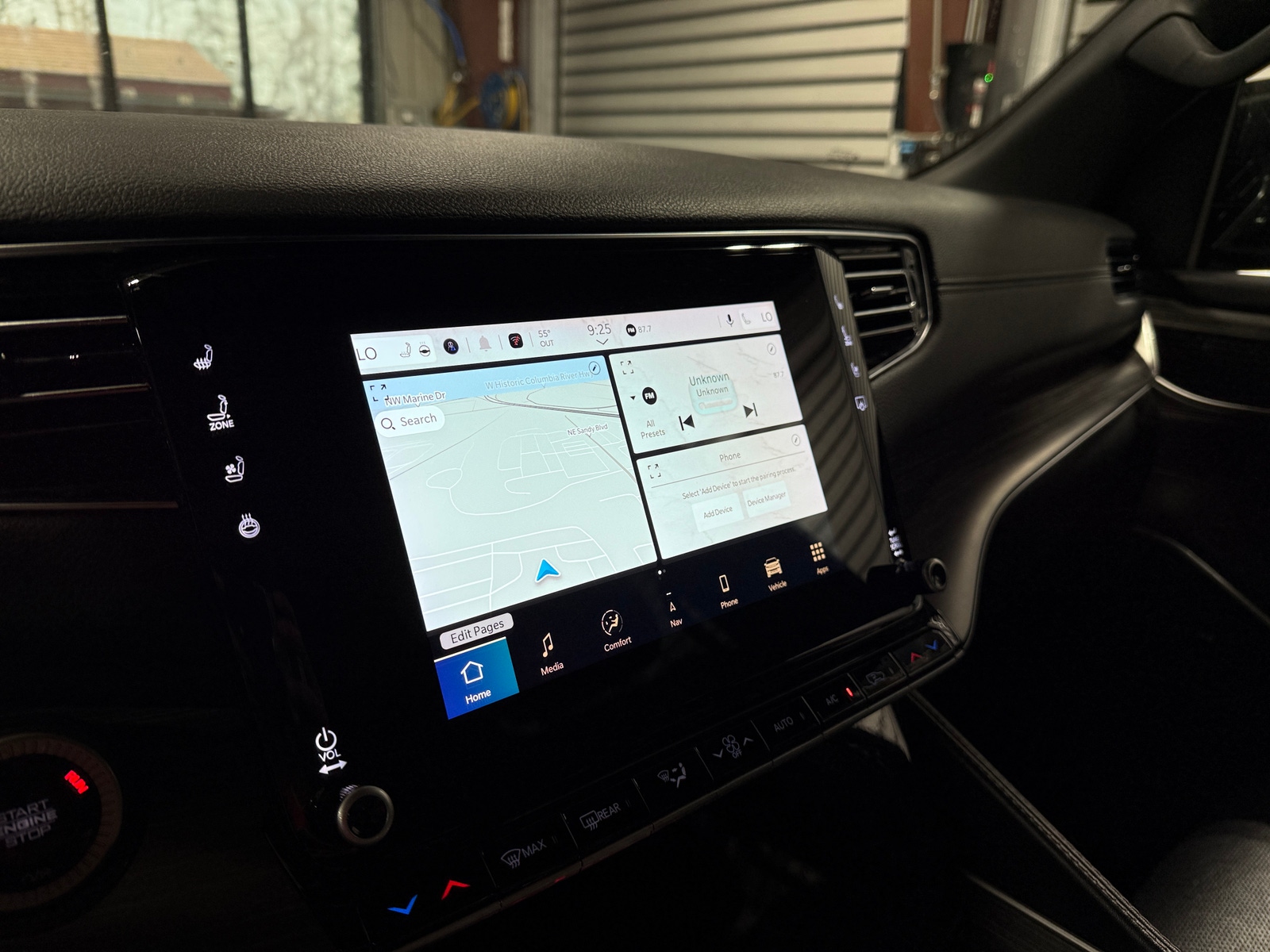 Thumbnail: 2024 Jeep Wagoneer - 3