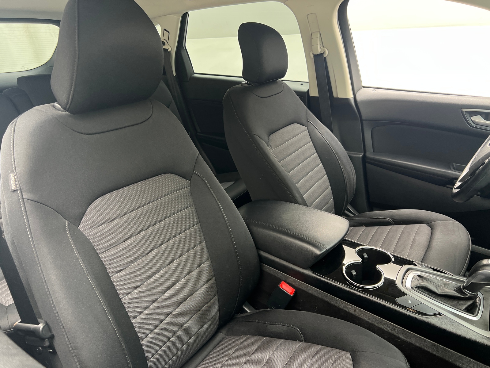 Thumbnail: 2017 Ford Edge - 2