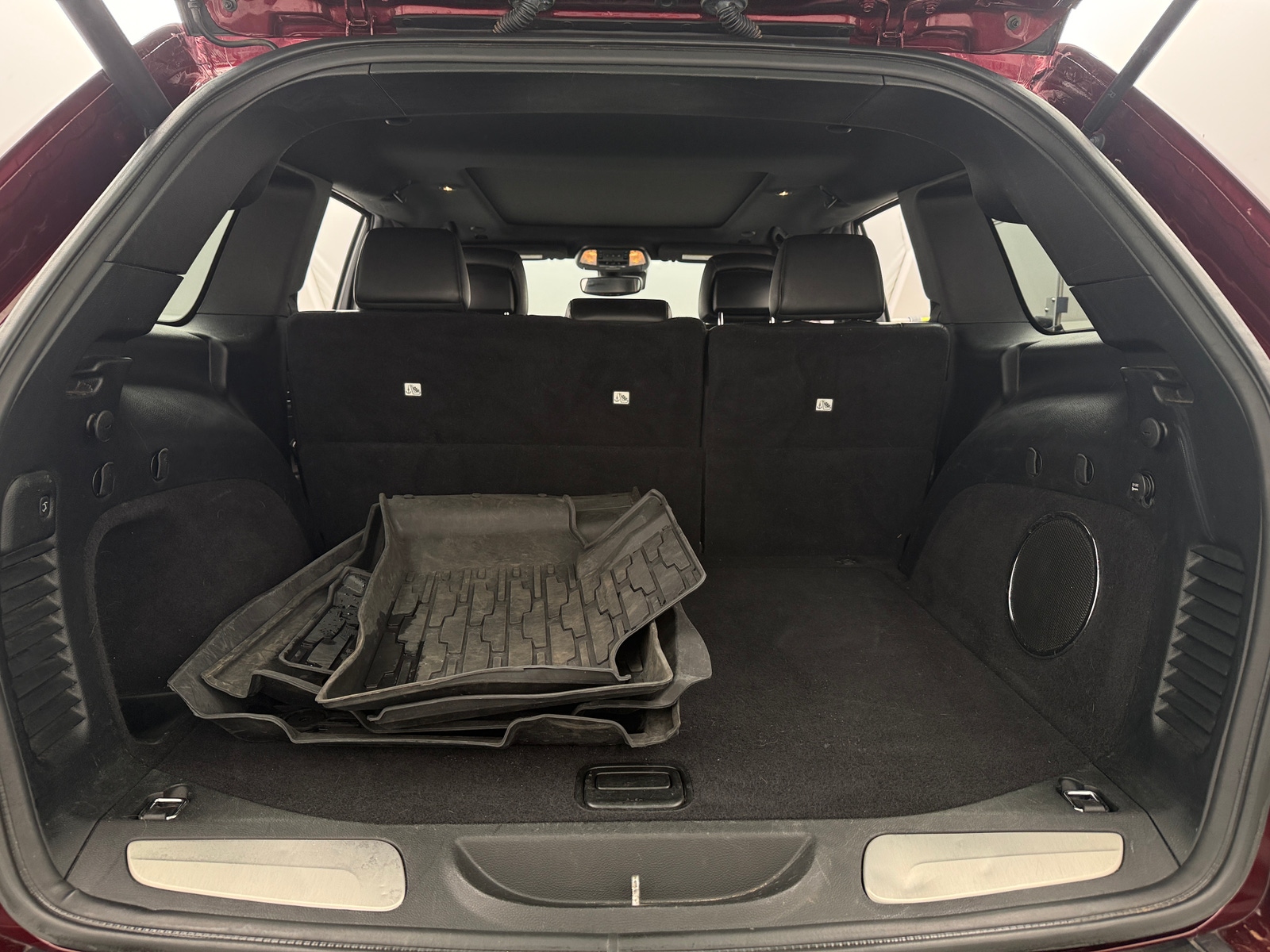 Thumbnail: 2019 Jeep Grand Cherokee - 6