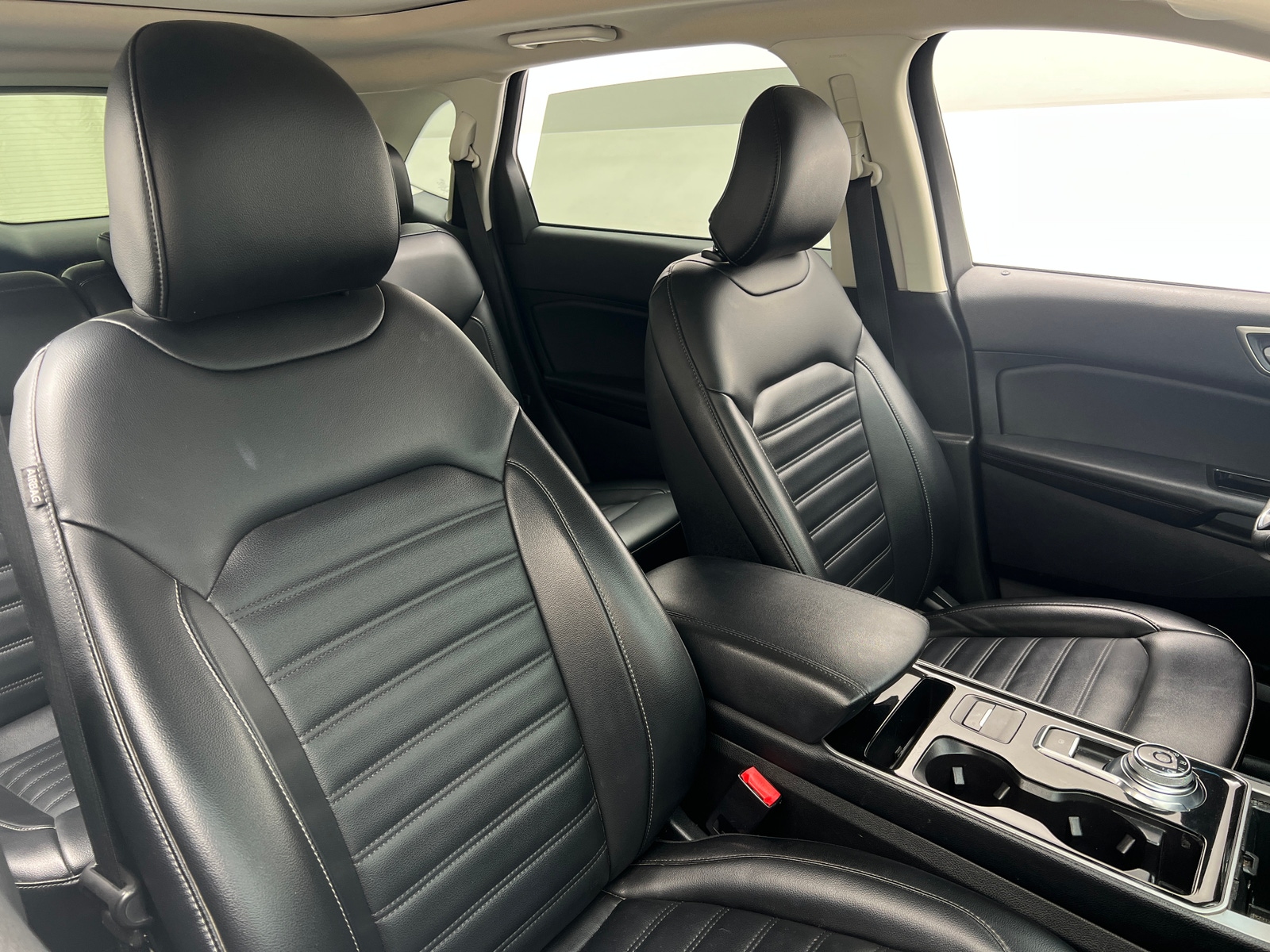 Thumbnail: 2019 Ford Edge - 2