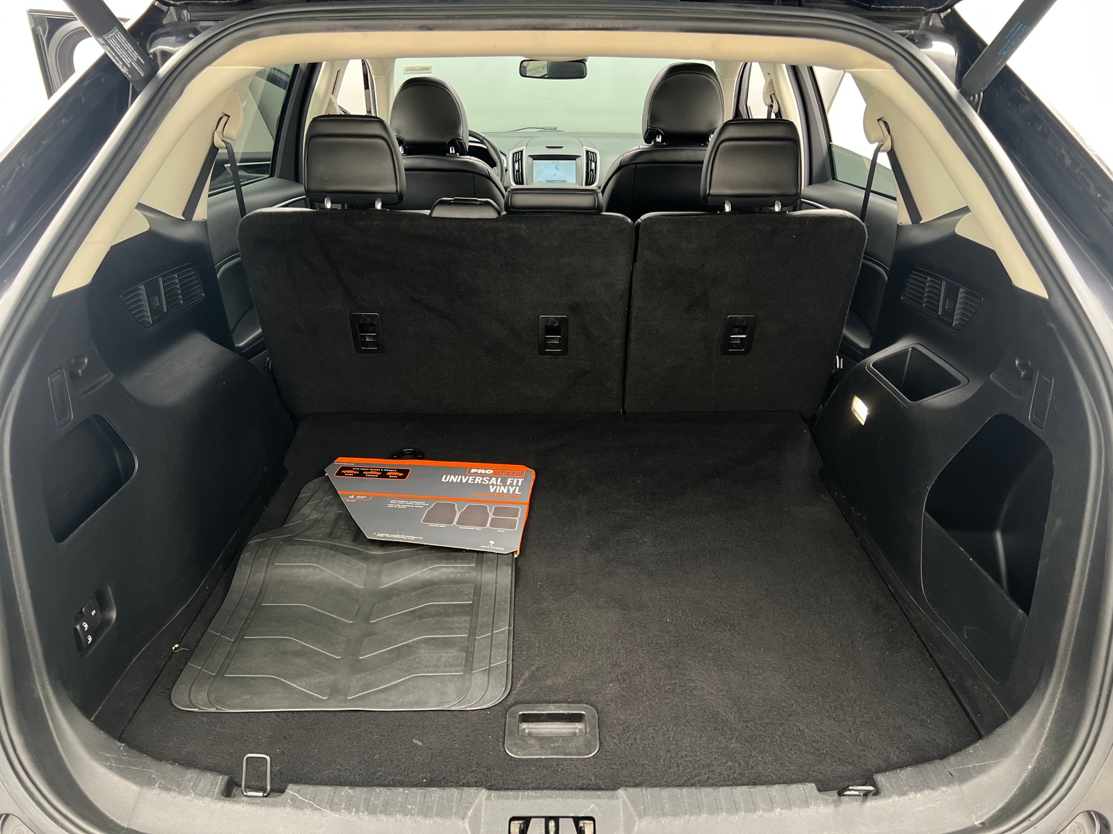 Thumbnail: 2019 Ford Edge - 7