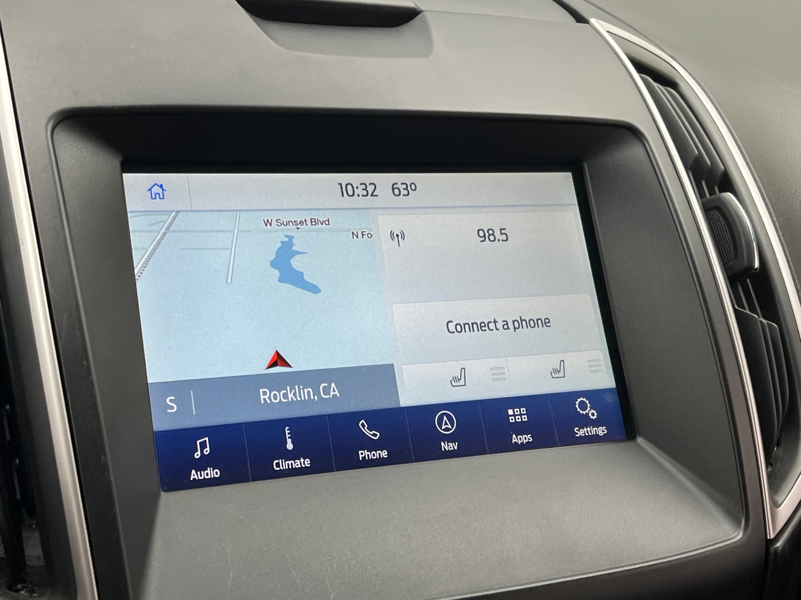 Thumbnail: 2019 Ford Edge - 4