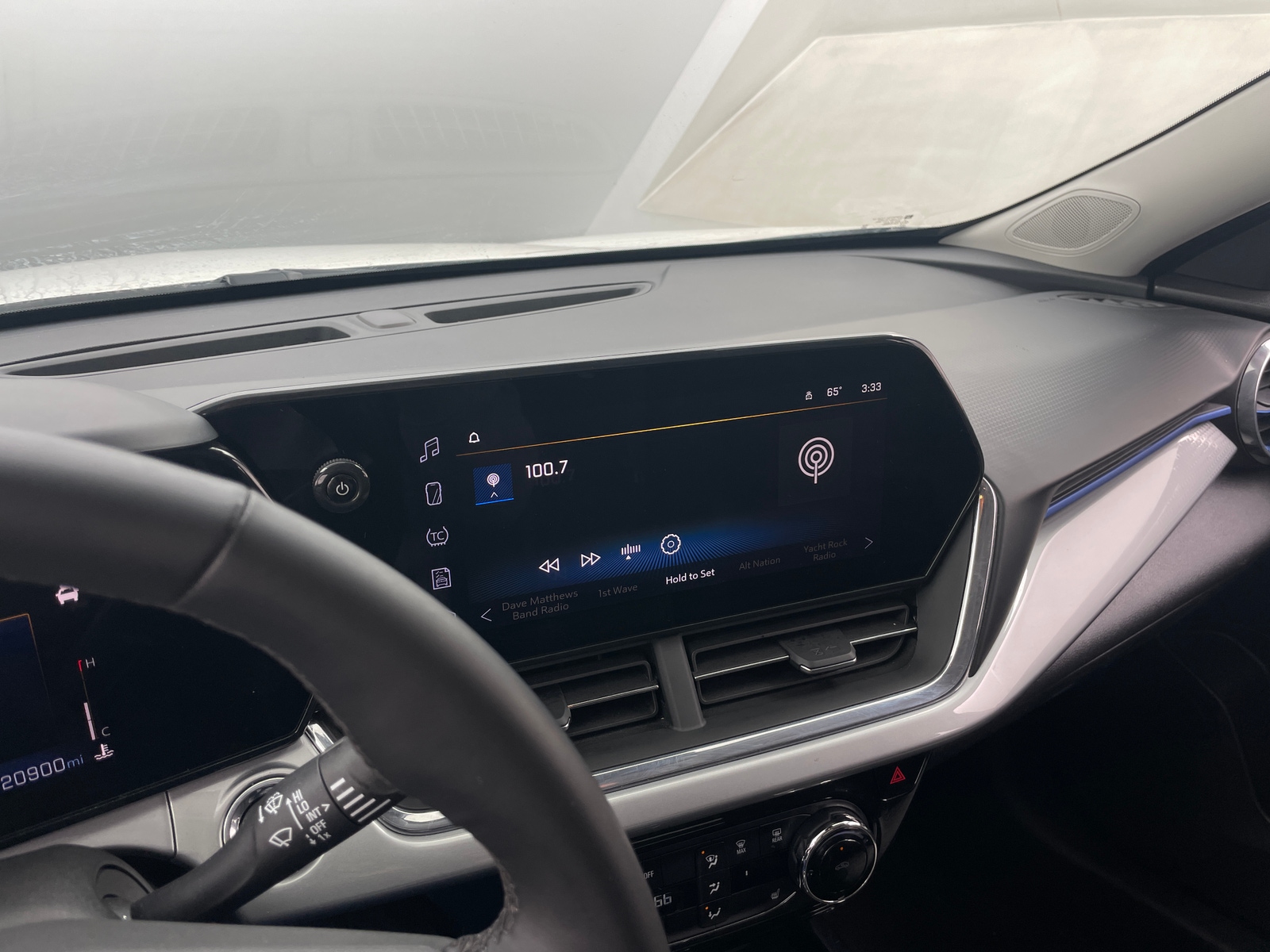 Thumbnail: 2025 Chevrolet Trax - 4