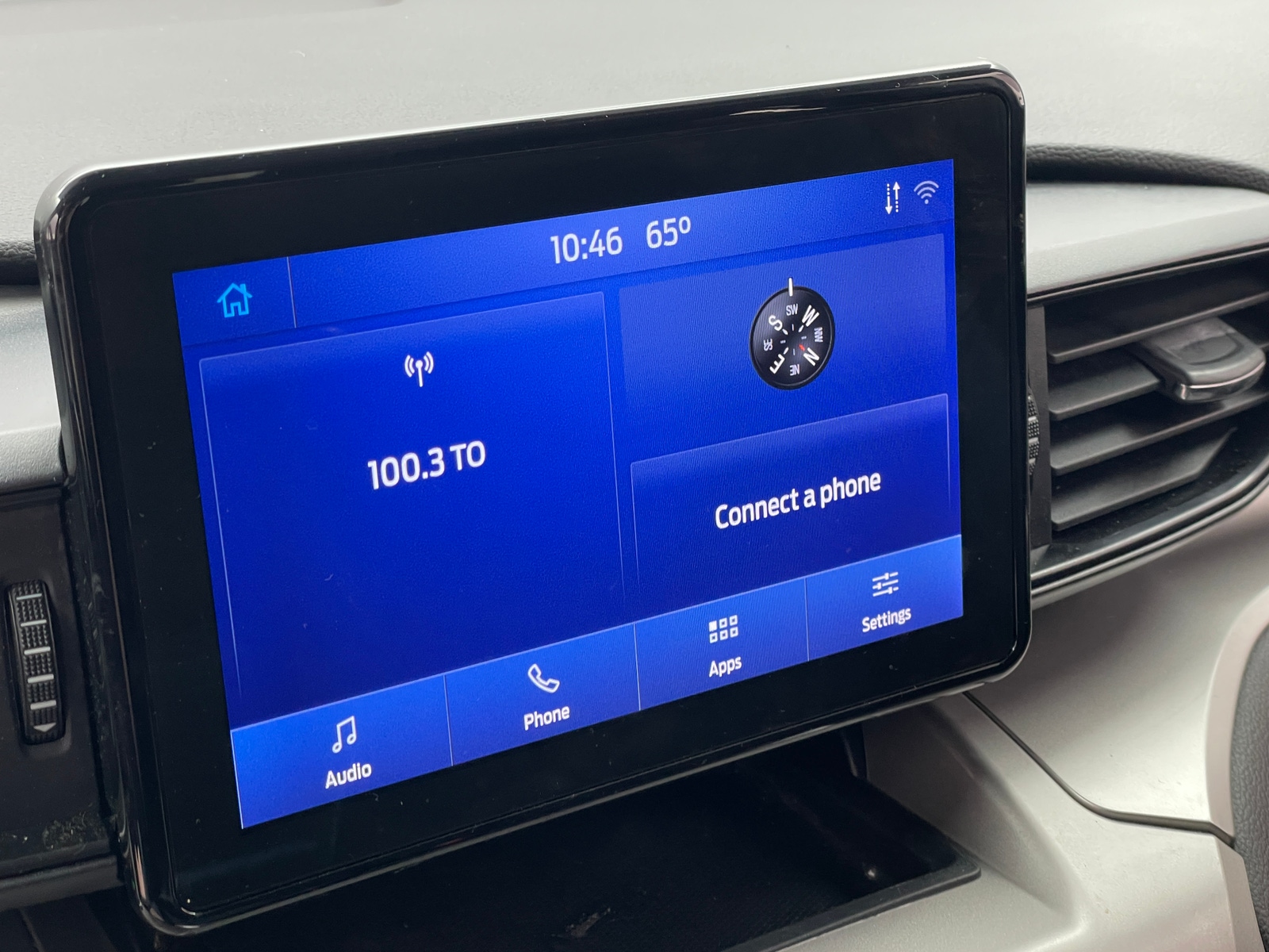 Thumbnail: 2021 Ford Explorer - 4