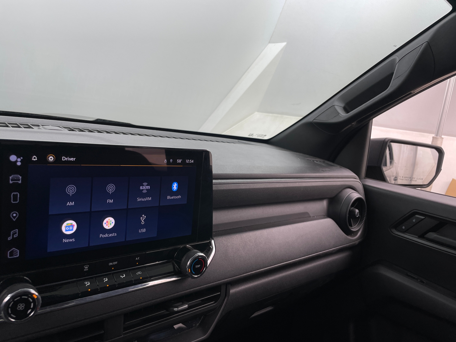 Thumbnail: 2023 Chevrolet Colorado - 4