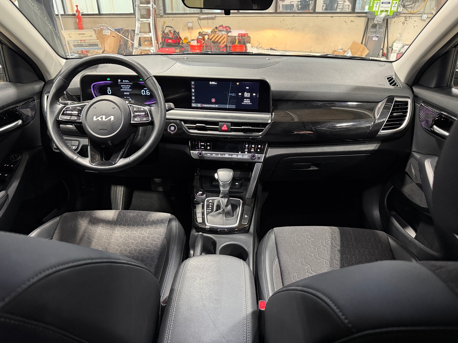 Thumbnail: 2025 Kia Seltos - 3