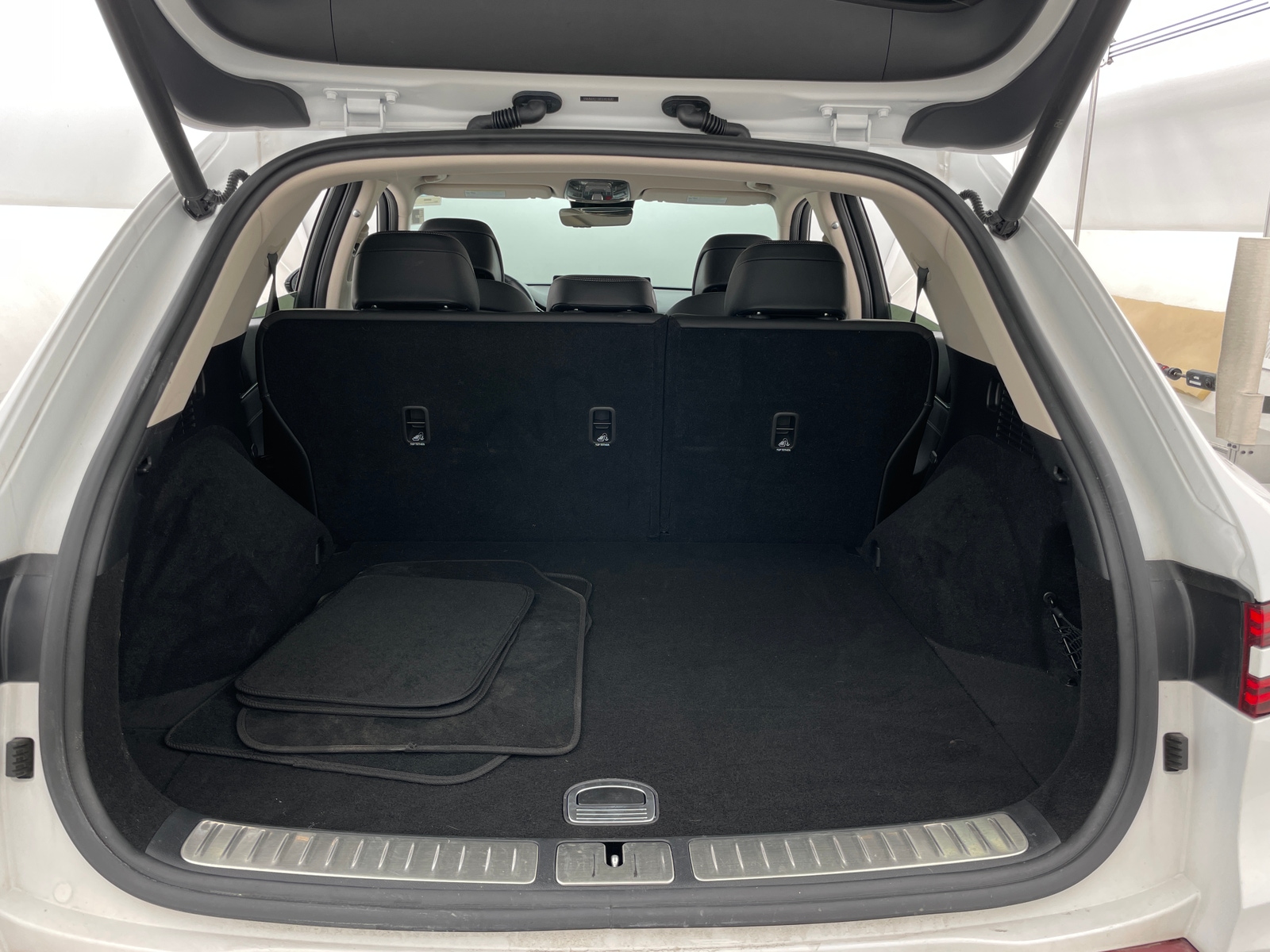 Thumbnail: 2025 Genesis GV70 - 6