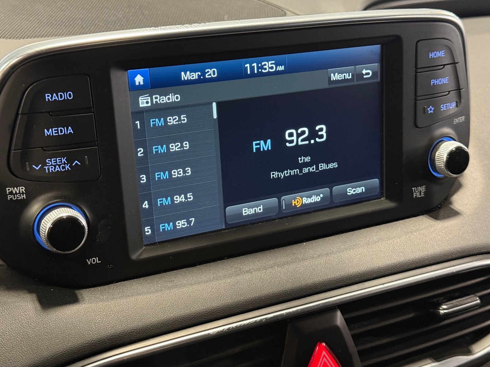 Thumbnail: 2019 Hyundai Santa Fe - 4