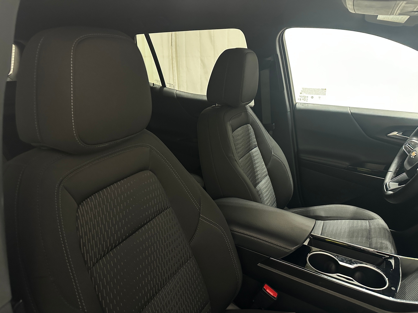 Thumbnail: 2025 Chevrolet Equinox - 2