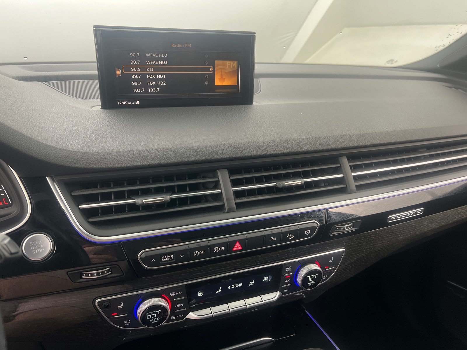 Thumbnail: 2018 Audi Q7 - 3