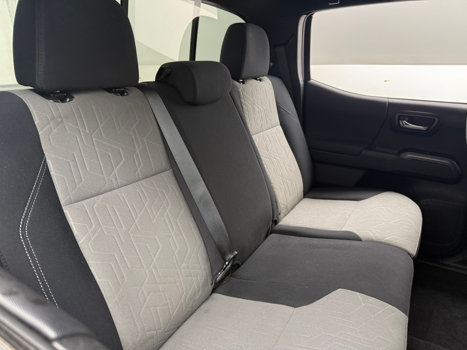 Thumbnail: 2021 Toyota Tacoma - 6