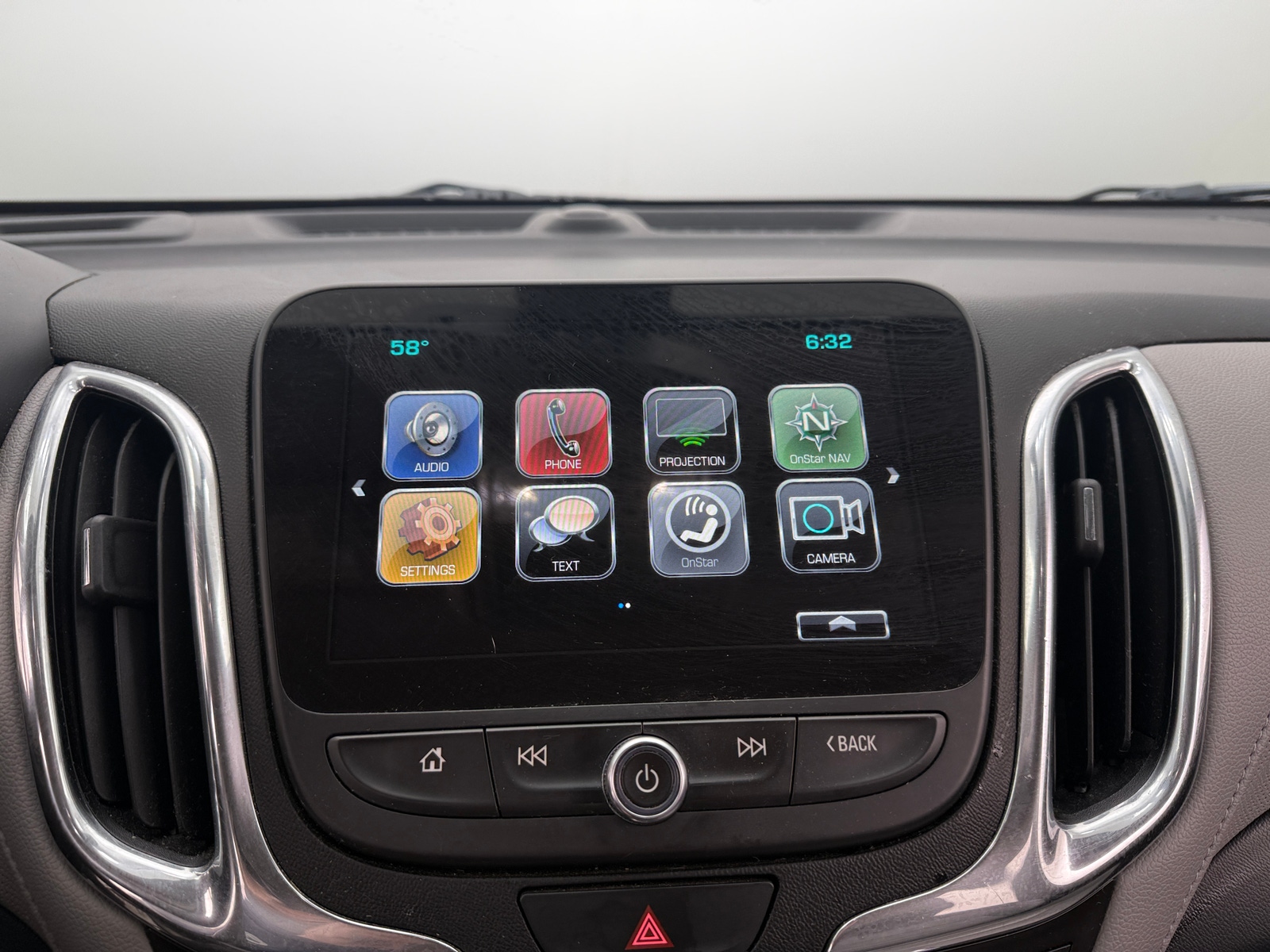 Thumbnail: 2018 Chevrolet Equinox - 3