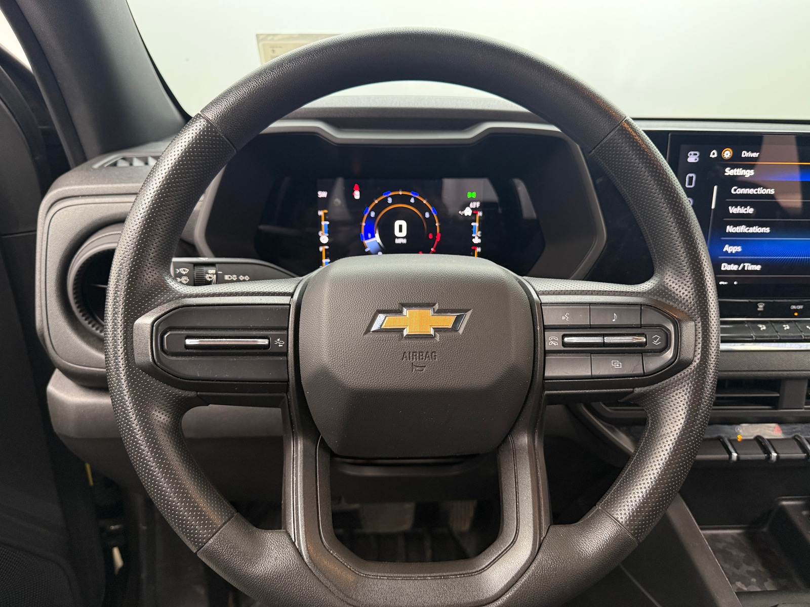 Thumbnail: 2023 Chevrolet Colorado - 5