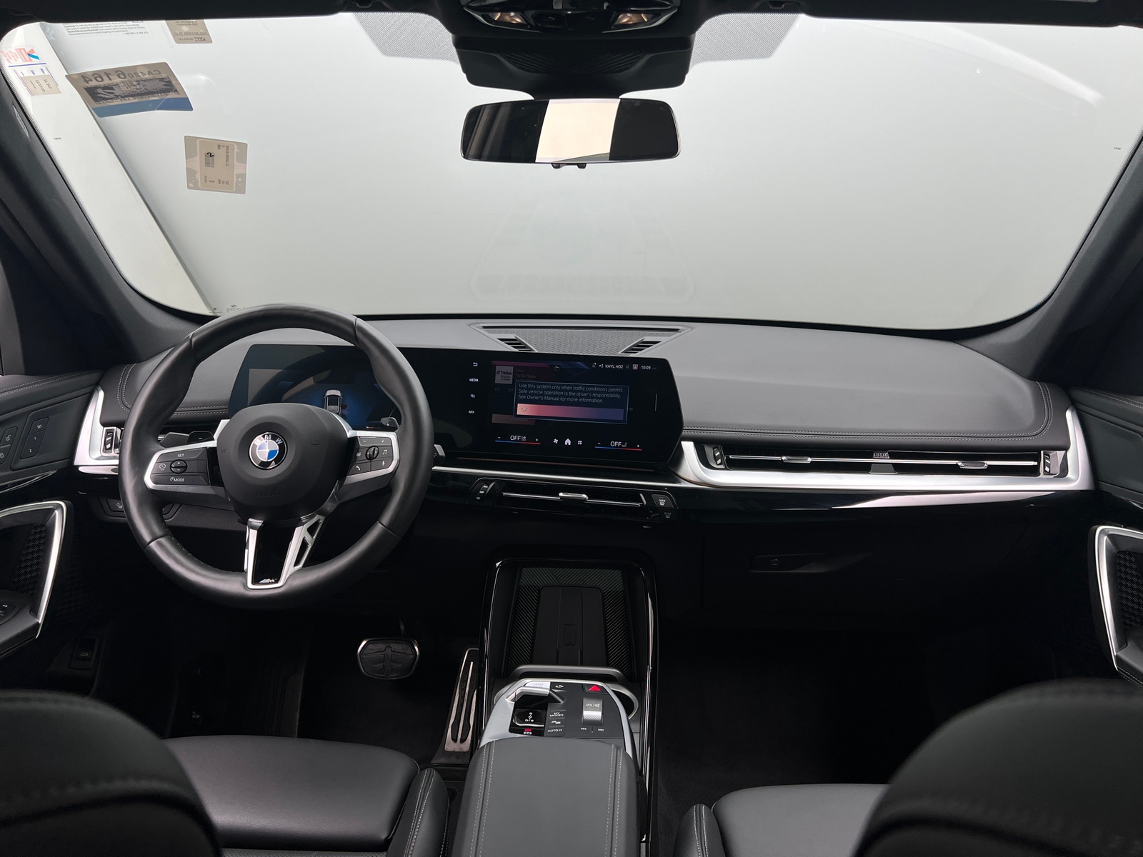 Thumbnail: 2025 BMW X1 - 2